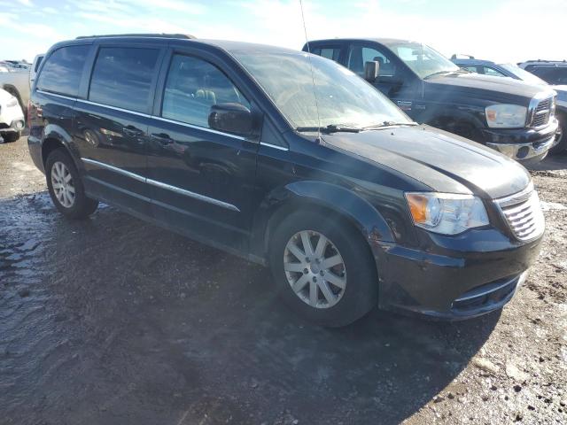 Photo 4 from auction – 2016 CHRYSLER TOWN & COU with VIN 2C4RC1BG6GR296737