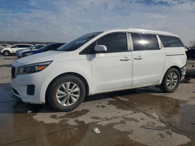 KIA SEDONA LX 2017 with VIN KNDMB5C10H6292867 - Photo from auction
