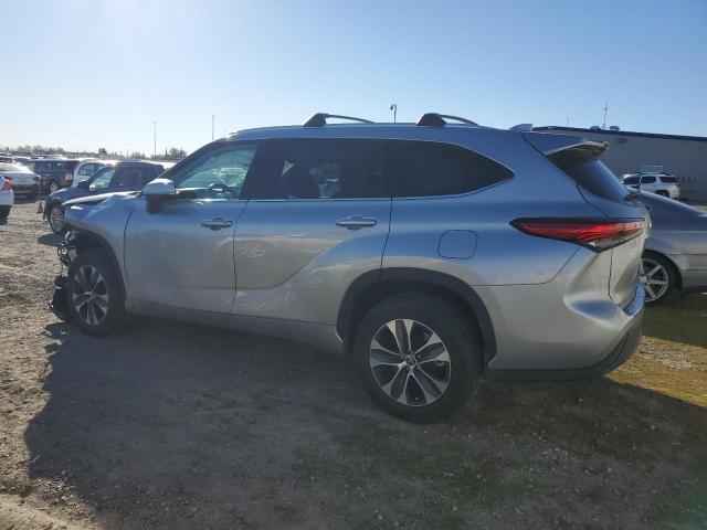 Photo 2 from auction – 2022 TOYOTA HIGHLANDER with VIN 5TDGARAH9NS512946