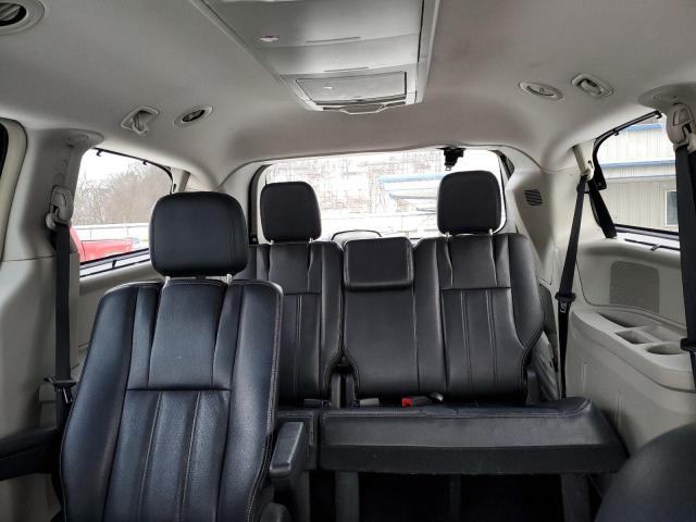 Photo 10 from auction – 2012 CHRYSLER TOWN & COU with VIN 2C4RC1CGXCR208281