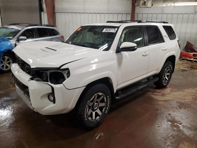 TOYOTA 4RUNNER SR 2020 with VIN JTEBU5JR2L5740904 - Photo from auction