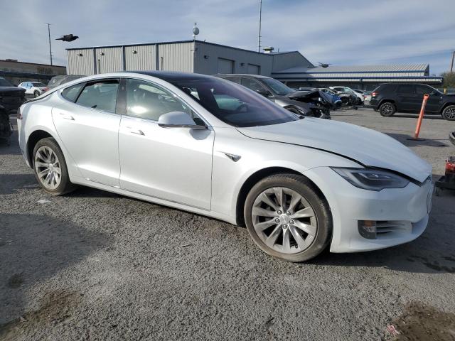 Photo 4 from auction – 2018 TESLA MODEL S with VIN 5YJSA1E29JF297553