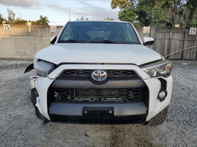 Photo 5 from auction – 2014 TOYOTA 4RUNNER SR with VIN JTEBU5JRXE5188121