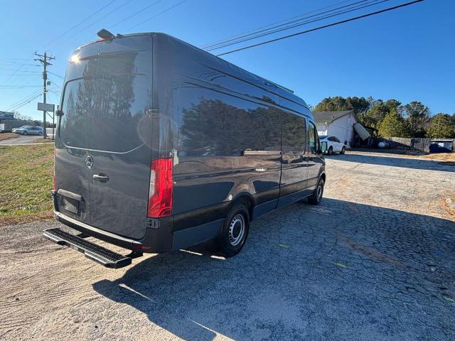 Photo 4 from auction – 2019 MERCEDES-BENZ SPRINTER 2 with VIN WD4PF1CD2KP129827
