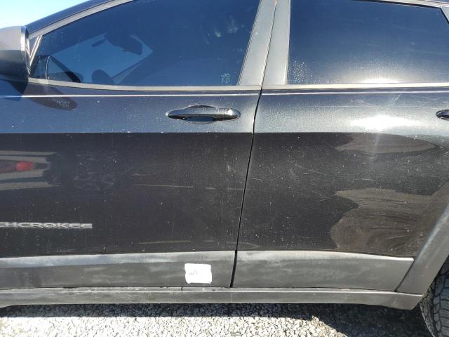 Photo 13 from auction – 2014 JEEP CHEROKEE T with VIN 1C4PJMBS0EW170283