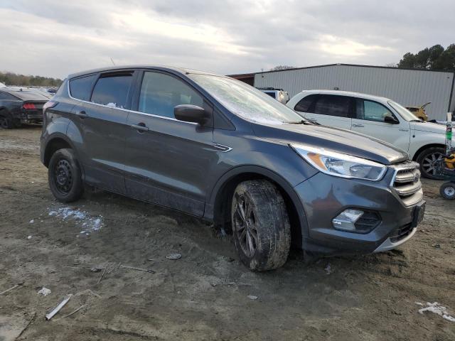 Photo 4 from auction – 2017 FORD ESCAPE SE with VIN 1FMCU0GD1HUE03611