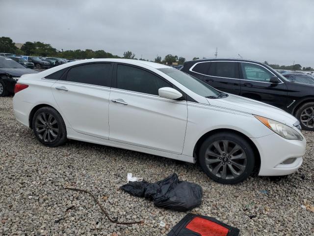 Photo 4 from auction – 2011 HYUNDAI SONATA SE with VIN 5NPEC4ACXBH308747