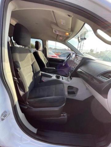 Фото 5 с аукциона – 2016 DODGE GRAND CARA с VIN 2C4RDGCG1GR235228