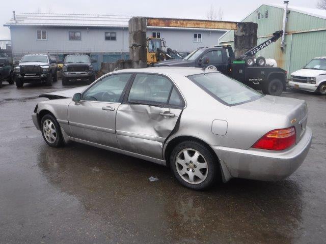 Photo 3 from auction – 2002 ACURA 3.5RL with VIN JH4KA96592C004853