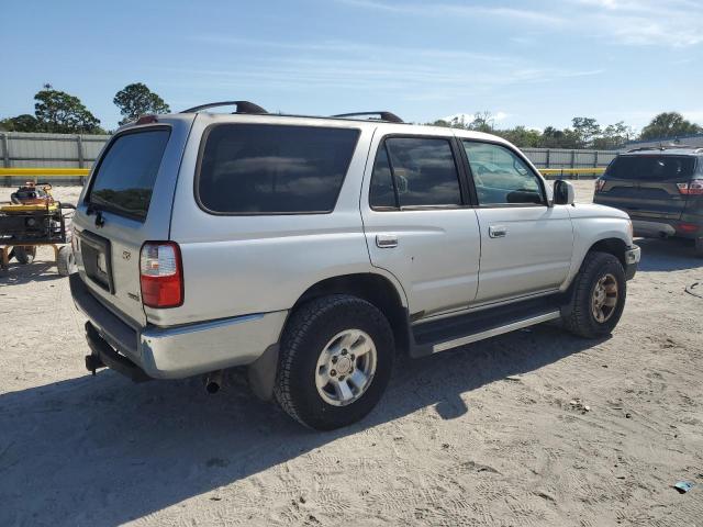 Photo 3 from auction – 2001 TOYOTA 4RUNNER SR with VIN JT3GN86R810205902