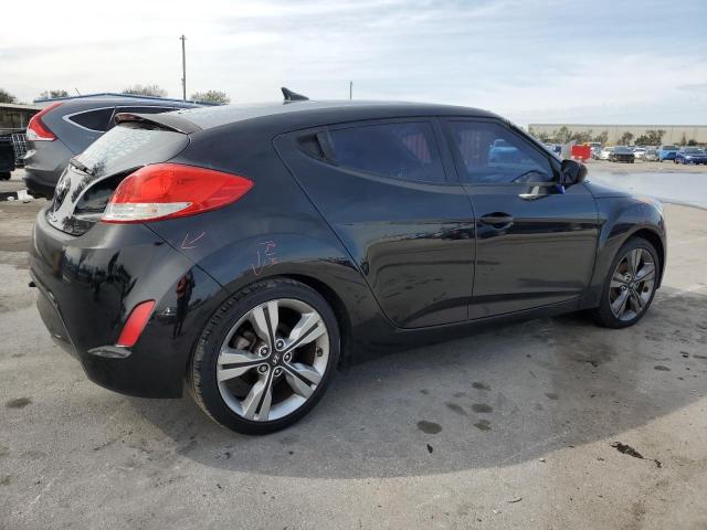 Foto 3 de la subasta – 2016 HYUNDAI VELOSTER con VIN KMHTC6AD3GU256608