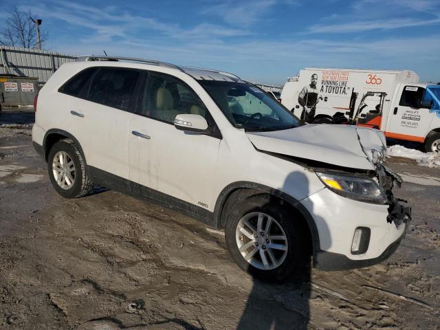 Photo 4 from auction – 2015 KIA SORENTO LX with VIN 5XYKTCA60FG561368