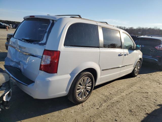 Photo 3 from auction – 2016 CHRYSLER TOWN & COU with VIN 2C4RC1CG4GR200666