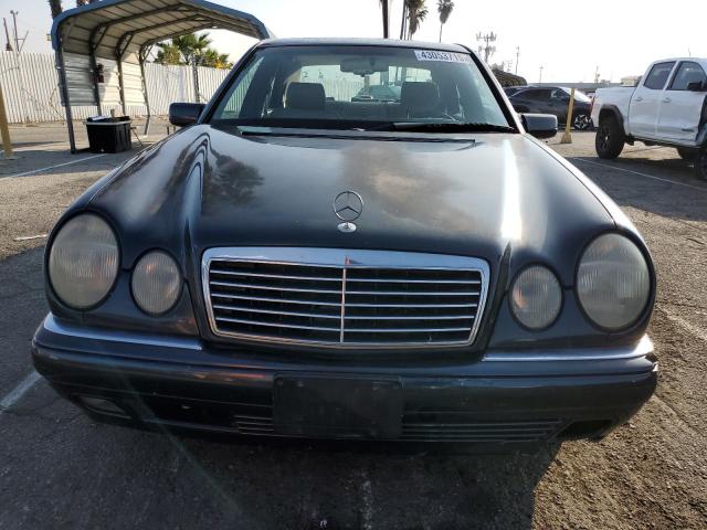 Photo 5 from auction – 1997 MERCEDES-BENZ E 320 with VIN WDBJF55FXVA430115