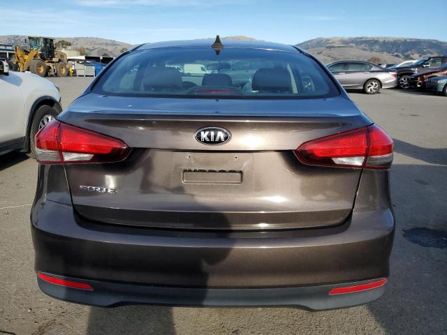 Photo 6 from auction – 2017 KIA FORTE LX with VIN 3KPFK4A78HE069402