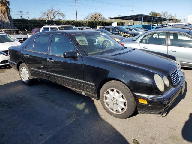 Photo 4 from auction – 1997 MERCEDES-BENZ E 320 with VIN WDBJF55F4VJ034892