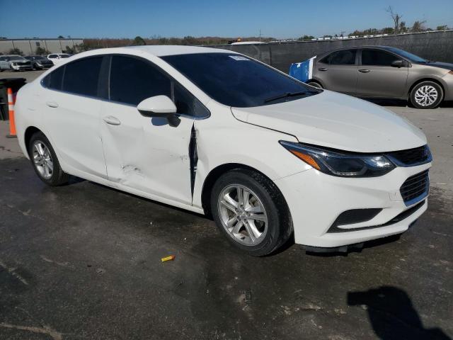 Photo 4 from auction – 2017 CHEVROLET CRUZE LT with VIN 1G1BE5SM2H7207430