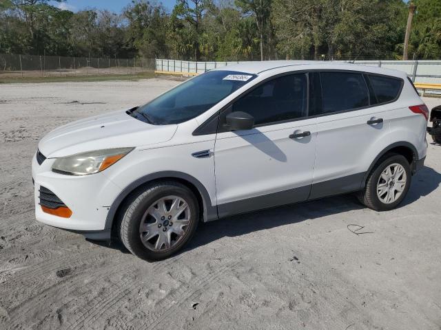 FORD ESCAPE S 2015 with VIN 1FMCU0F79FUB89072 - Photo from auction