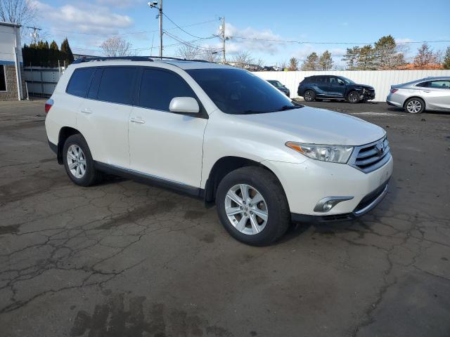 Photo 4 from auction – 2013 TOYOTA HIGHLANDER with VIN 5TDBK3EH1DS197105