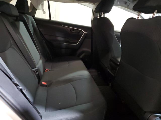 Photo 11 from auction – 2021 TOYOTA RAV4 LE with VIN 2T3F1RFV4MC153451