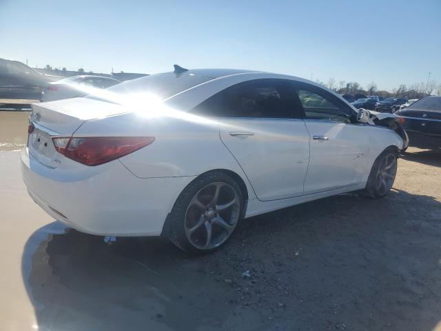Photo 3 from auction – 2011 HYUNDAI SONATA SE with VIN 5NPEC4AC0BH042784