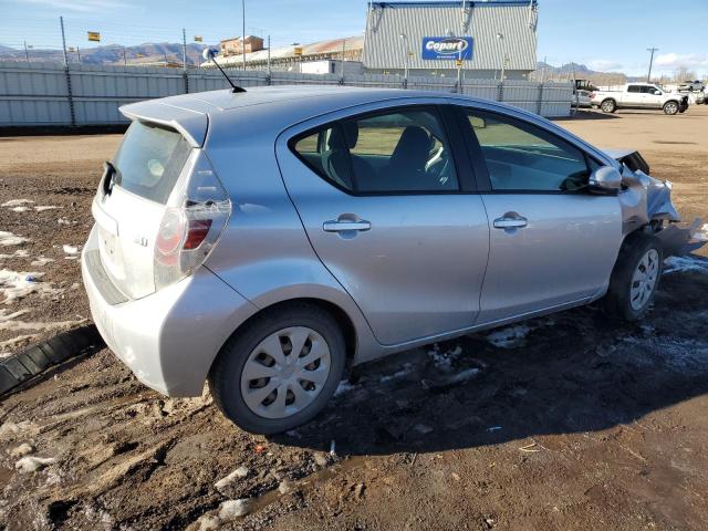 Photo 3 from auction – 2012 TOYOTA PRIUS C with VIN JTDKDTB39C1503711