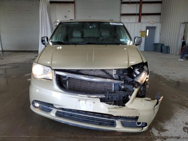 Photo 5 from auction – 2012 CHRYSLER TOWN & COU with VIN 2C4RC1CG5CR138334
