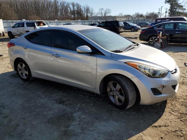Photo 4 from auction – 2011 HYUNDAI ELANTRA GL with VIN KMHDH4AEXBU128331
