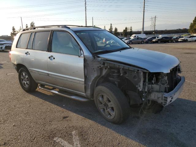 Снимка 4 от търг – 2004 TOYOTA HIGHLANDER с VIN JTEDP21A640030489