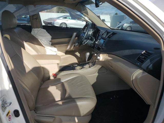 Photo 7 from auction – 2013 TOYOTA HIGHLANDER with VIN 5TDBK3EH1DS197105