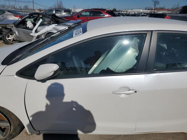 Photo 7 from auction – 2018 KIA FORTE LX with VIN 3KPFL4A77JE274499
