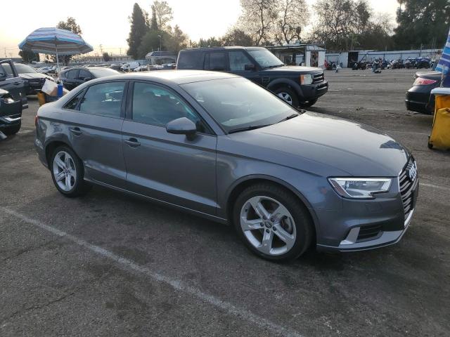 Photo 4 from auction – 2018 AUDI A3 PREMIUM with VIN WAUAUGFF0J1069647