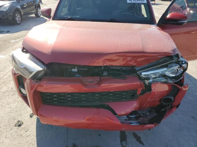 Photo 12 from auction – 2018 TOYOTA 4RUNNER SR with VIN JTEBU5JR5J5571412