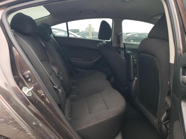 Photo 10 from auction – 2017 KIA FORTE LX with VIN 3KPFK4A75HE134075