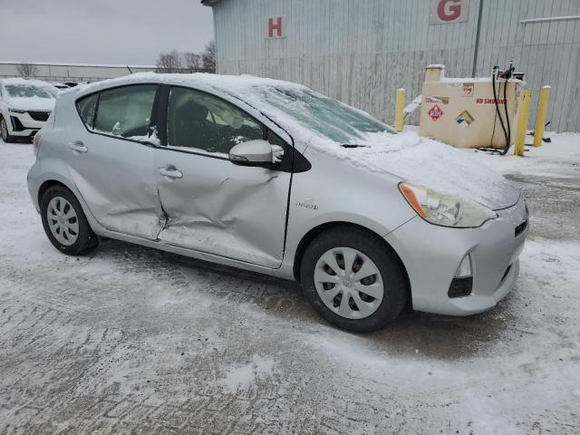 Photo 4 from auction – 2012 TOYOTA PRIUS C with VIN JTDKDTB31C1003512