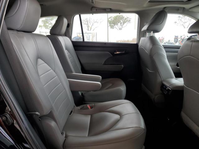 Photo 11 from auction – 2023 TOYOTA HIGHLANDER with VIN 5TDKDRAH2PS014852