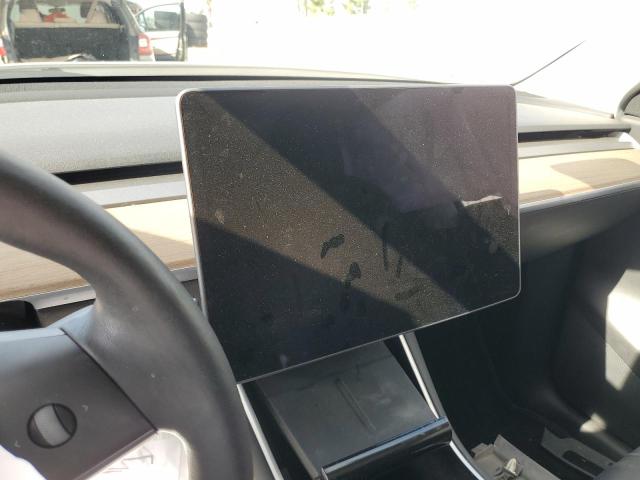 Photo 9 from auction – 2021 TESLA MODEL Y with VIN 5YJYGDEDXMF112989