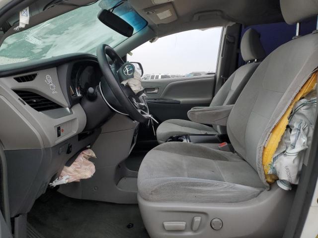 Photo 7 from auction – 2015 TOYOTA SIENNA LE with VIN 5TDKK3DC7FS690084
