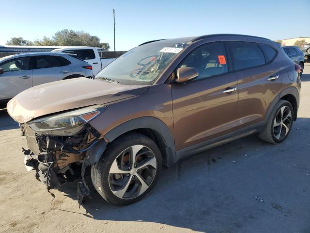 HYUNDAI TUCSON LIM 2016 with VIN KM8J33A26GU116282 - Photo from auction