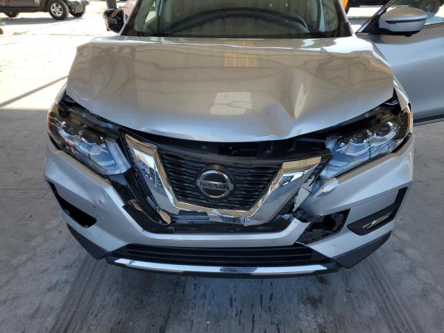Photo 12 from auction – 2018 NISSAN ROGUE S with VIN 5N1AT2MT2JC808812