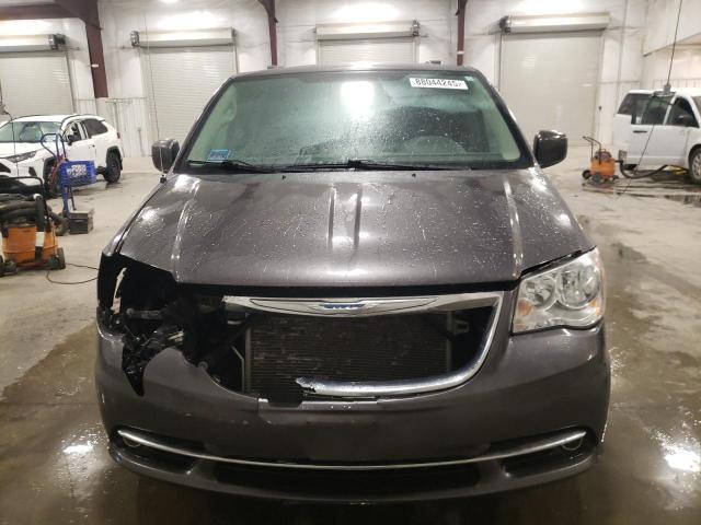 Photo 5 from auction – 2015 CHRYSLER TOWN & COU with VIN 2C4RC1CG6FR705865