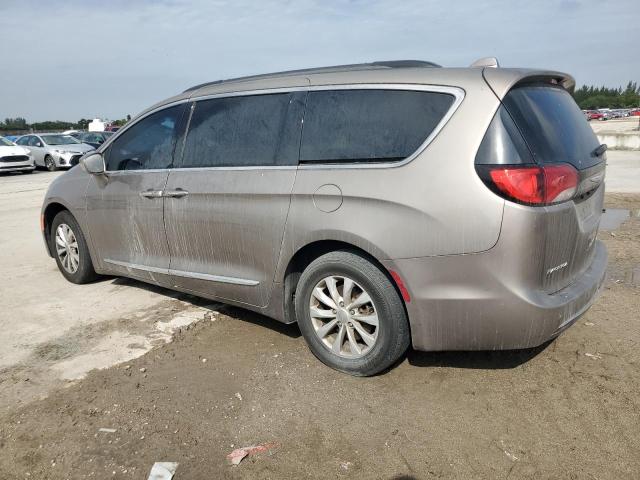 Снимка 2 от търг – 2017 CHRYSLER PACIFICA T с VIN 2C4RC1BG2HR710436
