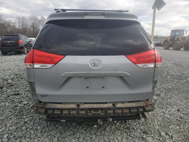 Photo 6 from auction – 2012 TOYOTA SIENNA LE with VIN 5TDKK3DC5CS261229