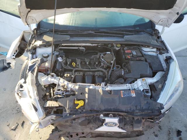 Photo 11 from auction – 2015 FORD FOCUS S with VIN 1FADP3E27FL358332