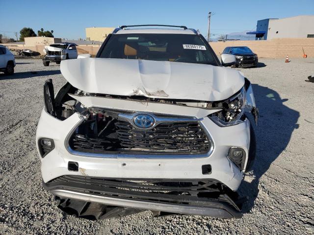 Photo 5 from auction – 2023 TOYOTA HIGHLANDER with VIN 5TDEBRCH9PS109246