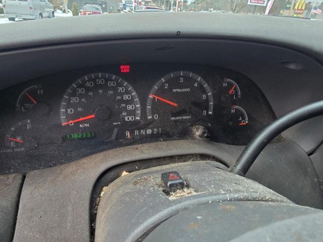 Photo 8 from auction – 2003 FORD F150 with VIN 1FTRX08L43KC78250