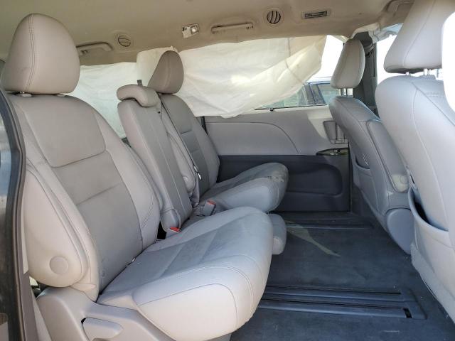 Photo 11 from auction – 2015 TOYOTA SIENNA XLE with VIN 5TDYK3DC6FS628900