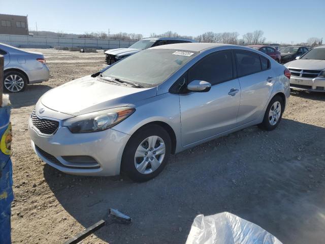 KIA FORTE LX 2015 مع رقم تعريف المركبة KNAFX4A63F5335455 - صورة من المزاد