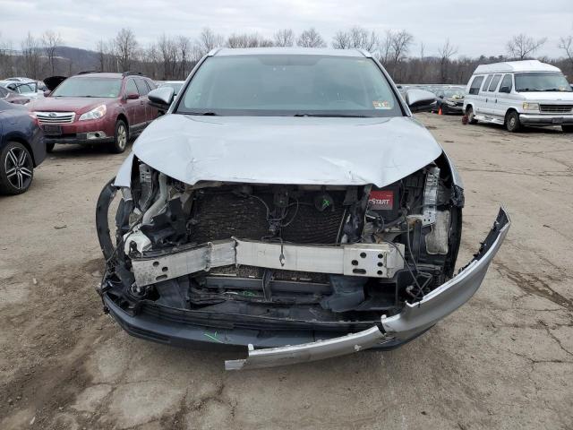 Photo 5 from auction – 2015 TOYOTA HIGHLANDER with VIN 5TDJKRFH7FS189073