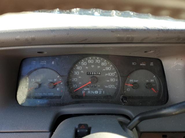 Photo 9 from auction – 2002 MERCURY GRAND MARQ with VIN 2MEFM75W62X612680